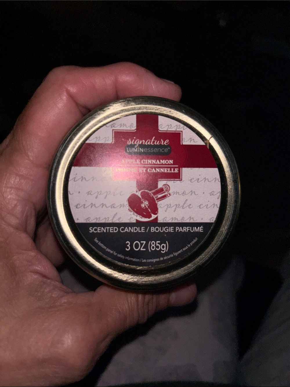 Apple Cinnamon Scented Candle - Red